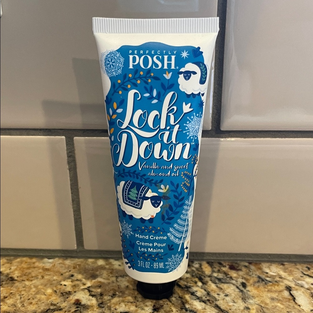 Perfectly Posh Lock It Down Hand Creme - NEW SEALED